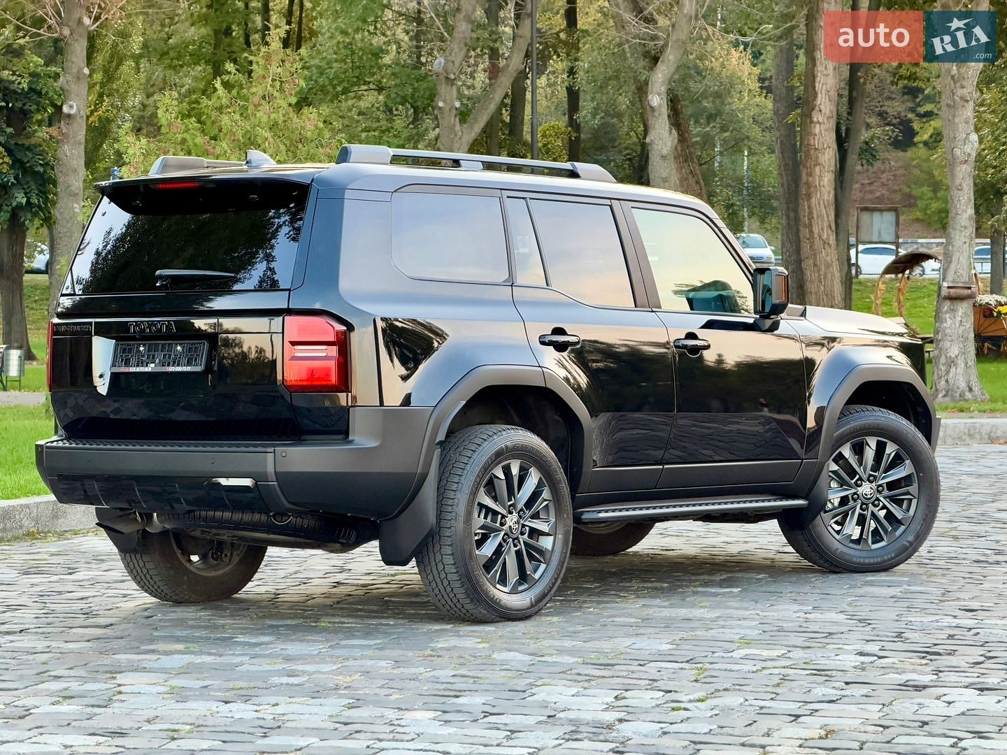 Toyota Land Cruiser Prado 2026 VIN JTEAA3AJ60K046331 фото оголошення 185 з 272