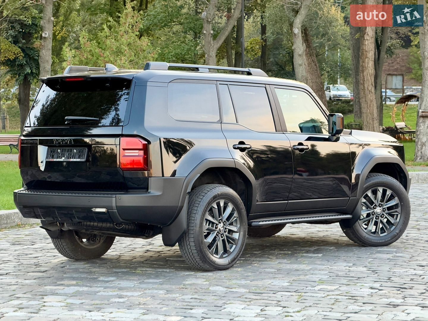 Toyota Land Cruiser Prado 2026 VIN JTEAA3AJ60K046331 фото оголошення 186 з 272