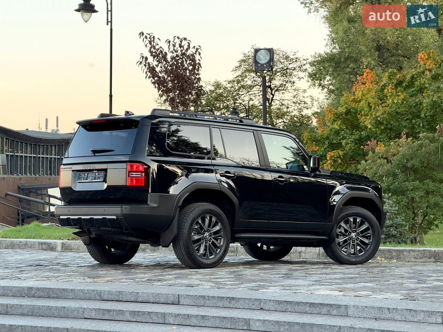 Toyota Land Cruiser Prado 2026 VIN JTEAA3AJ60K046331 фото оголошення 217 з 272