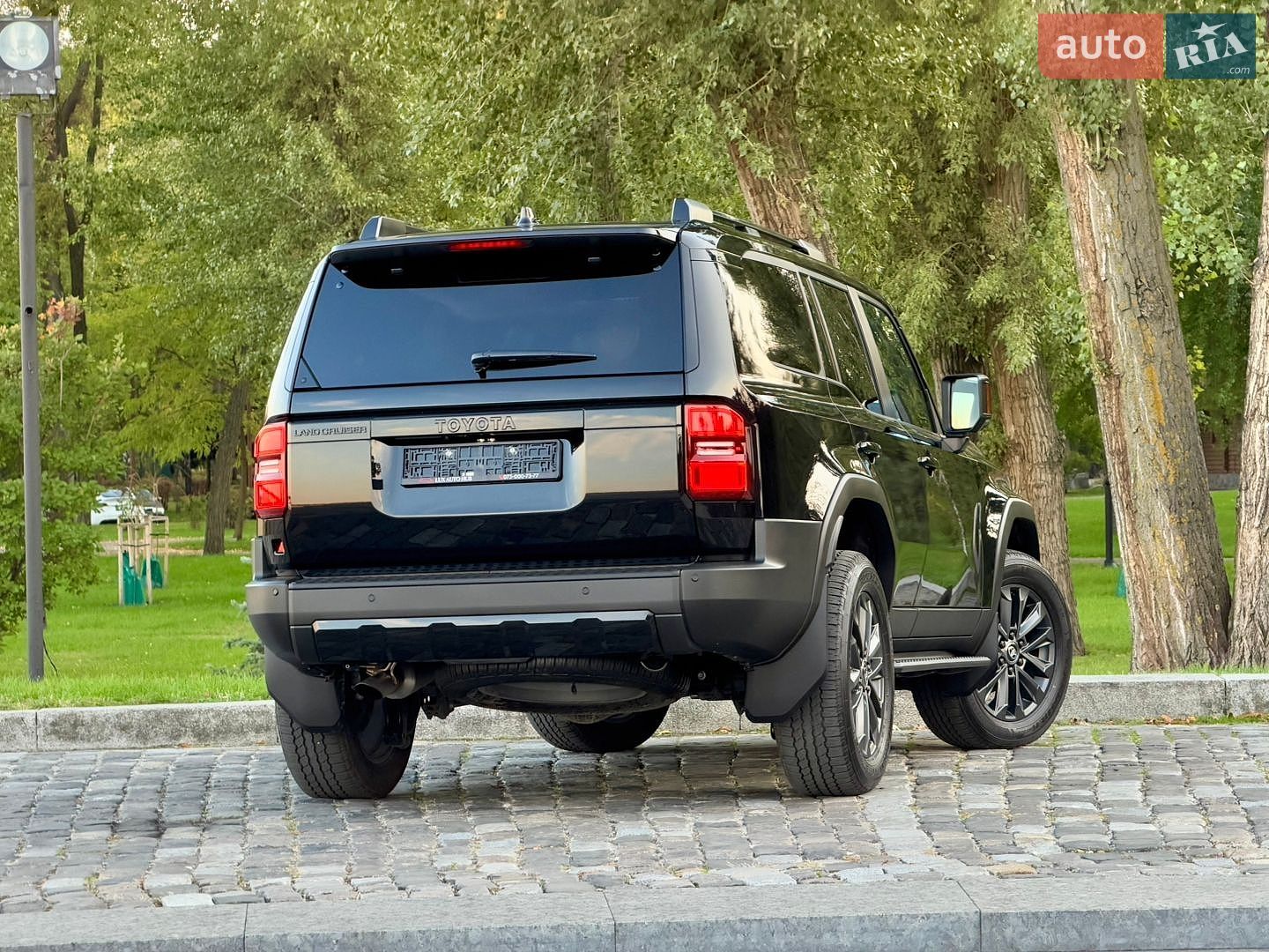 Toyota Land Cruiser Prado 2026 VIN JTEAA3AJ60K046331 фото оголошення 212 з 272