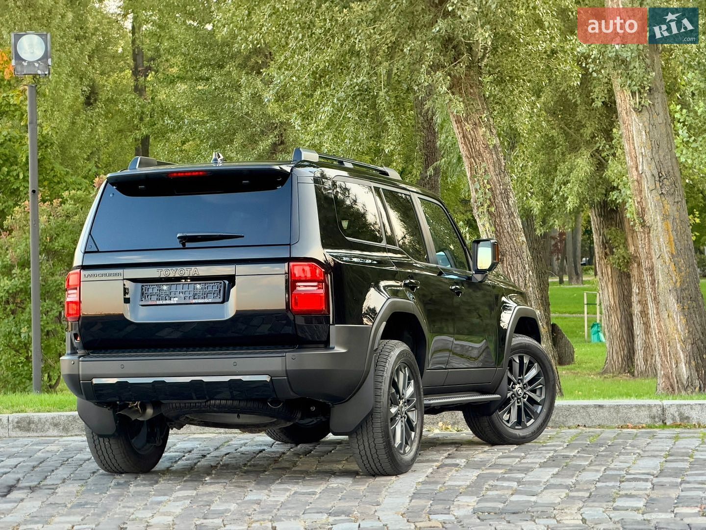 Toyota Land Cruiser Prado 2026 VIN JTEAA3AJ60K046331 фото оголошення 215 з 272