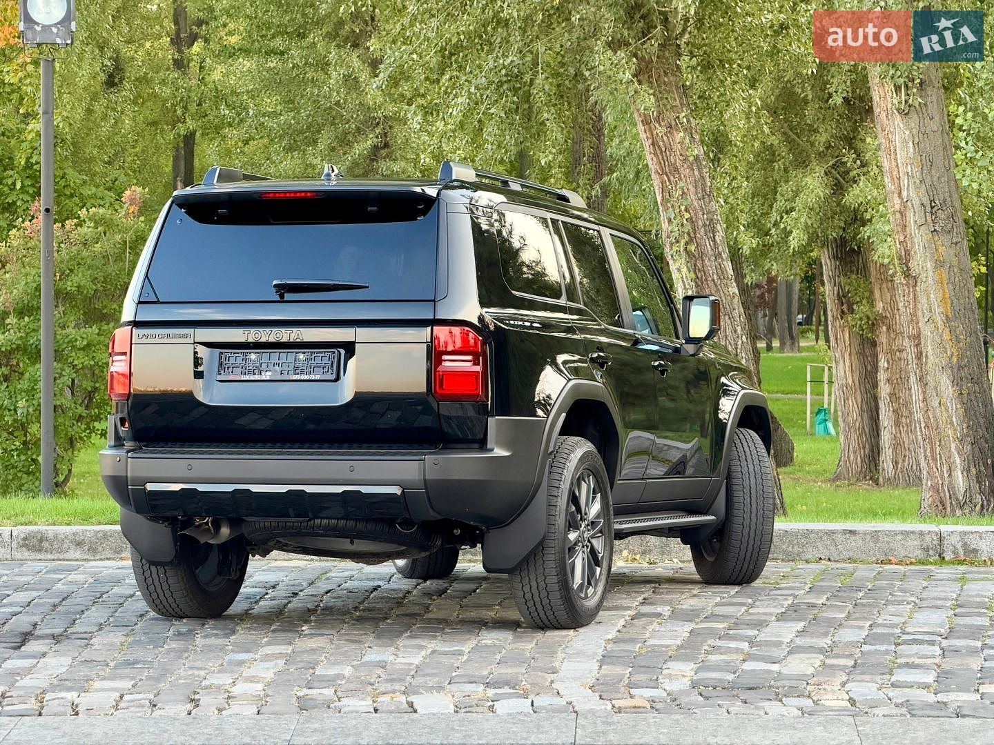 Toyota Land Cruiser Prado 2026 VIN JTEAA3AJ60K046331 фото оголошення 224 з 272