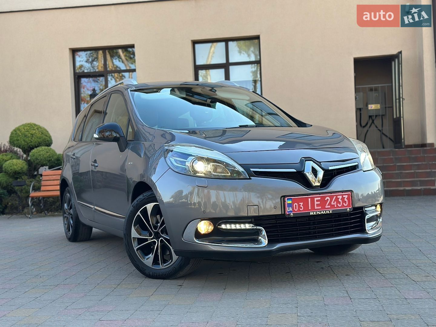 Renault Grand Scenic 2015 VIN VF1JZNAA652850565 фото оголошення 6 з 129