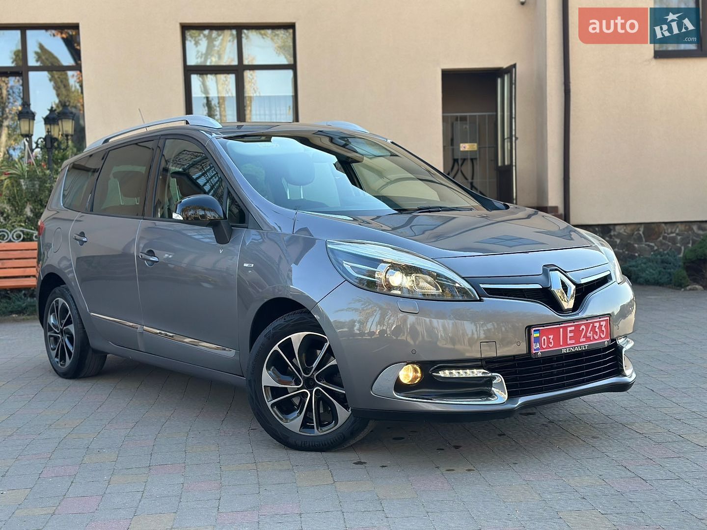 Renault Grand Scenic 2015 VIN VF1JZNAA652850565 фото оголошення 21 з 129