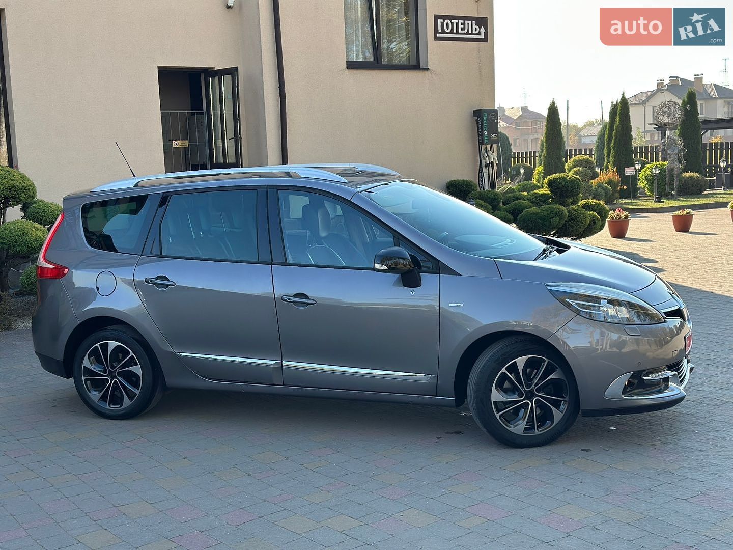 Renault Grand Scenic 2015 VIN VF1JZNAA652850565 фото оголошення 24 з 129