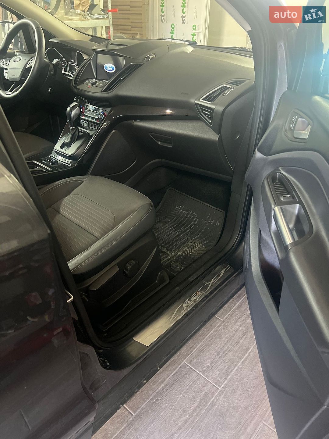 Ford Kuga 2019 VIN WF0AXXWPMAKY67911 фото оголошення 8 з 24