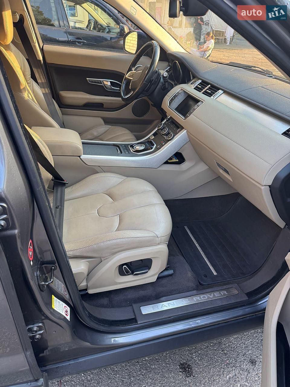 Land Rover Range Rover Evoque 2015 VIN SALVP2BG4FH075519 фото оголошення 11 з 25