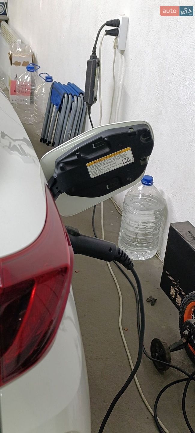 Toyota Prius Prime 2018 VIN JTDKARFP9U3098136 фото оголошення 15 з 16