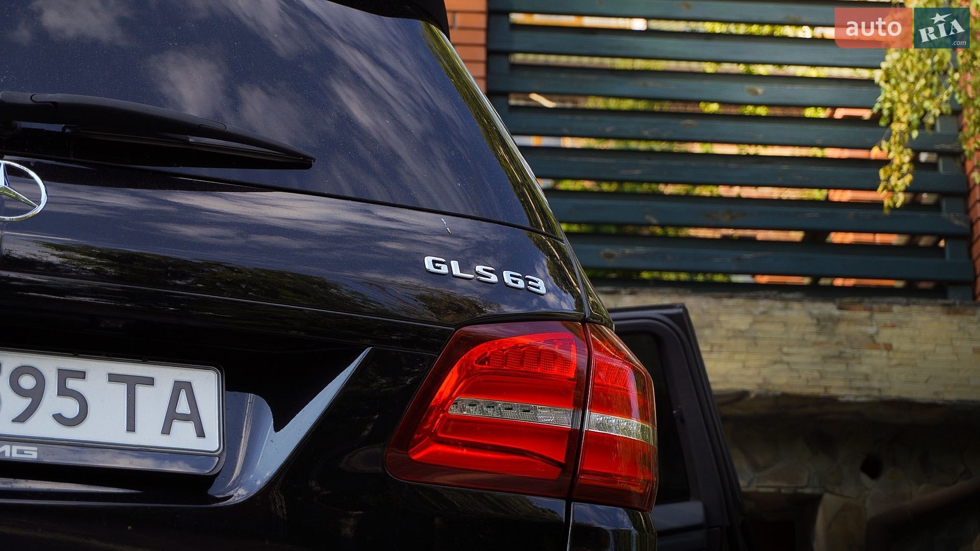 Mercedes-Benz GLS-Class 2017 VIN 4JGDF7FE9JA998362 фото оголошення 8 з 28