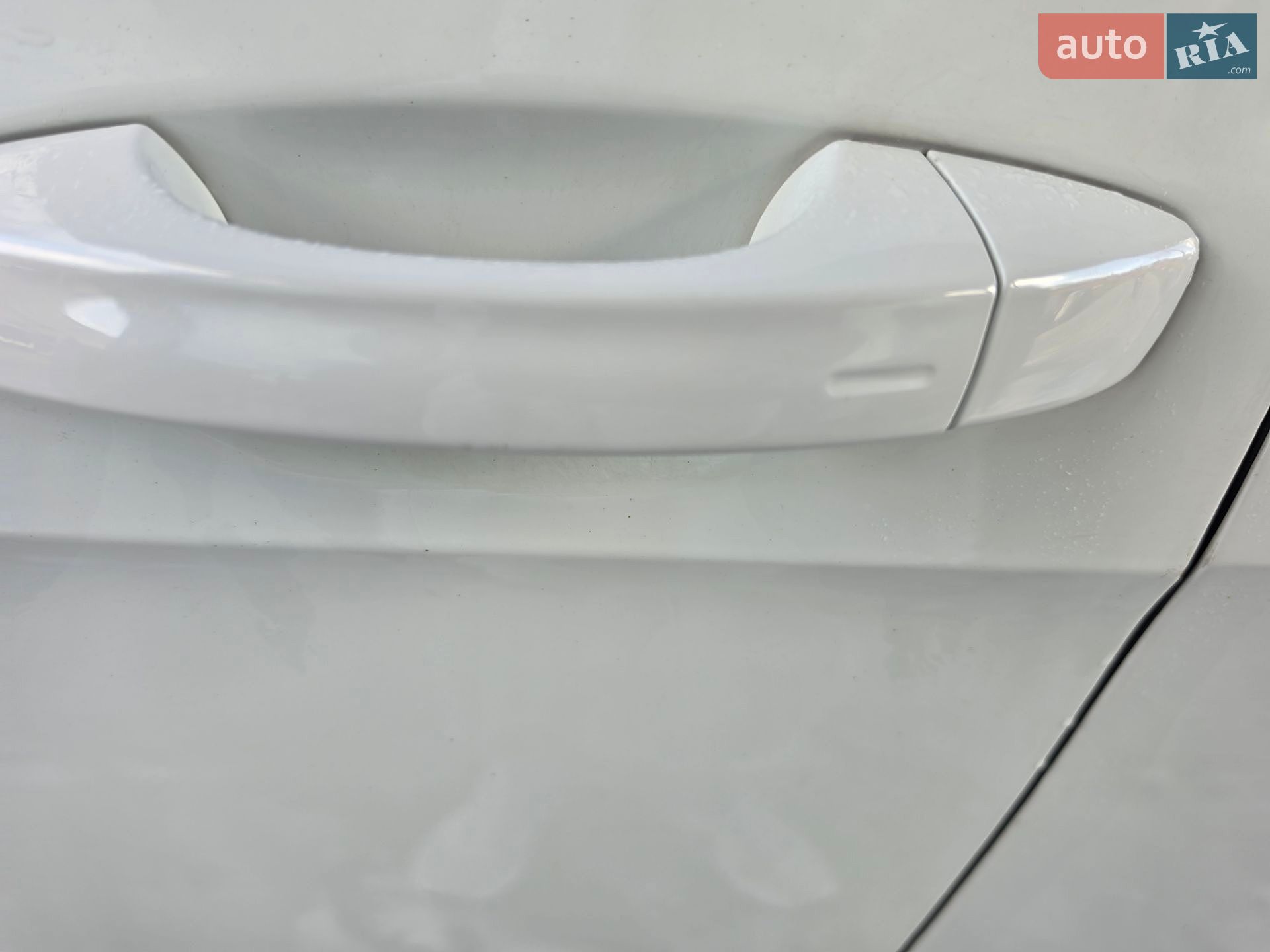 Volkswagen e-Golf 2015 VIN WVWZZZAUZEW900392 фото оголошення 14 з 36
