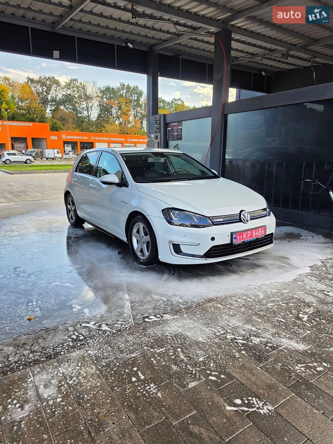 Volkswagen e-Golf 2015 VIN WVWZZZAUZEW900392 фото оголошення 34 з 36