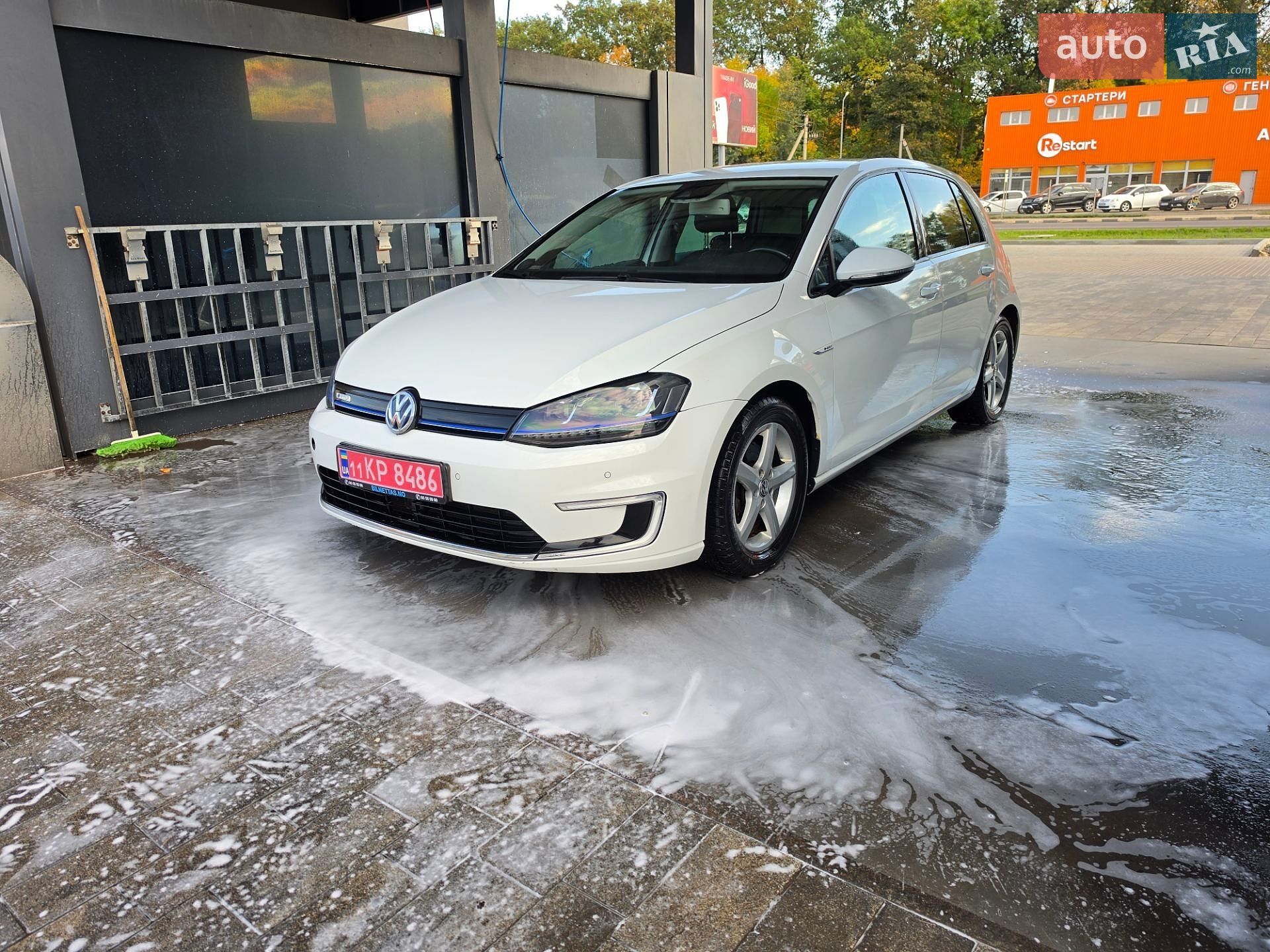 Volkswagen e-Golf 2015 VIN WVWZZZAUZEW900392 фото оголошення 30 з 36