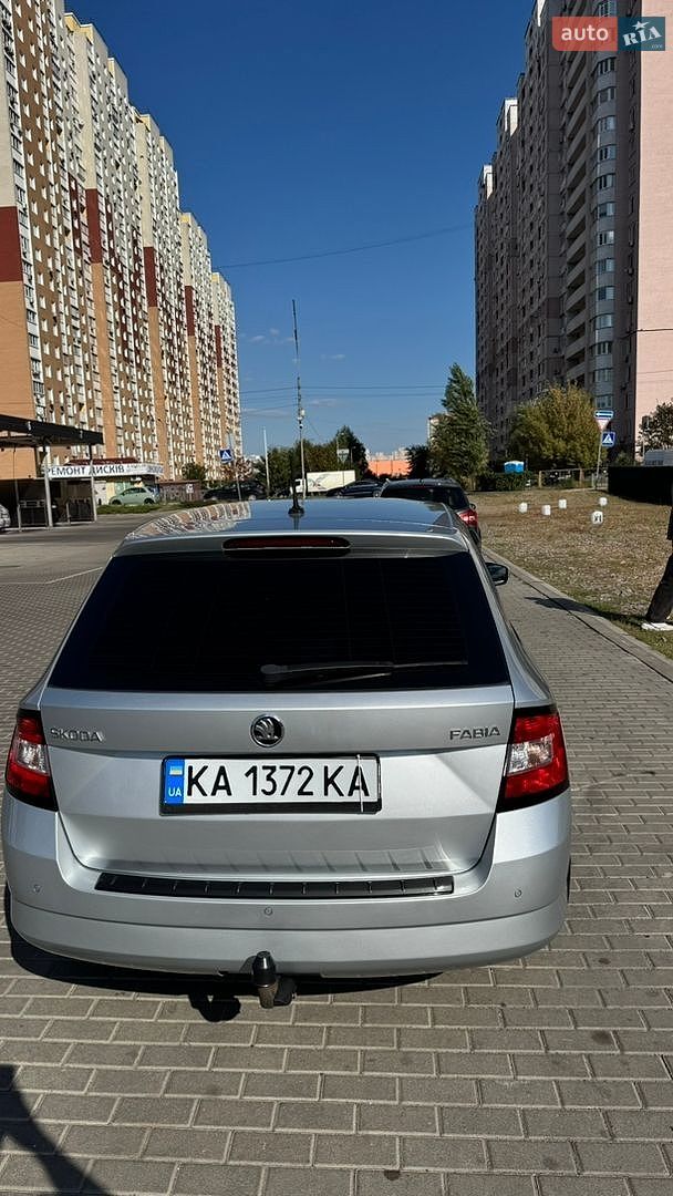 Skoda Fabia 2017 VIN TMBJN4NJ8HB500700 фото оголошення 5 з 31