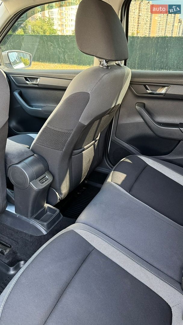 Skoda Fabia 2017 VIN TMBJN4NJ8HB500700 фото оголошення 15 з 31