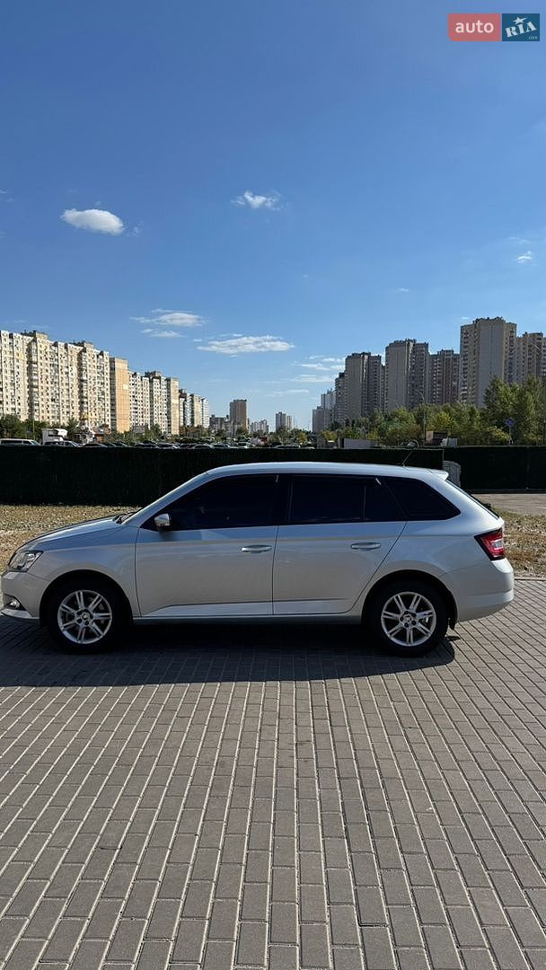 Skoda Fabia 2017 VIN TMBJN4NJ8HB500700 фото оголошення 7 з 31