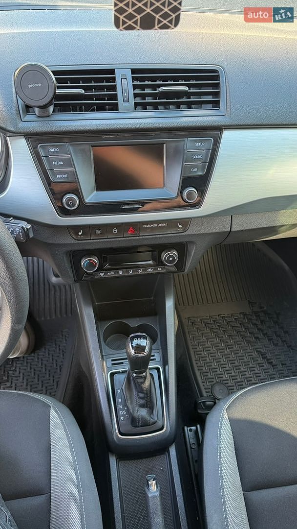 Skoda Fabia 2017 VIN TMBJN4NJ8HB500700 фото оголошення 18 з 31