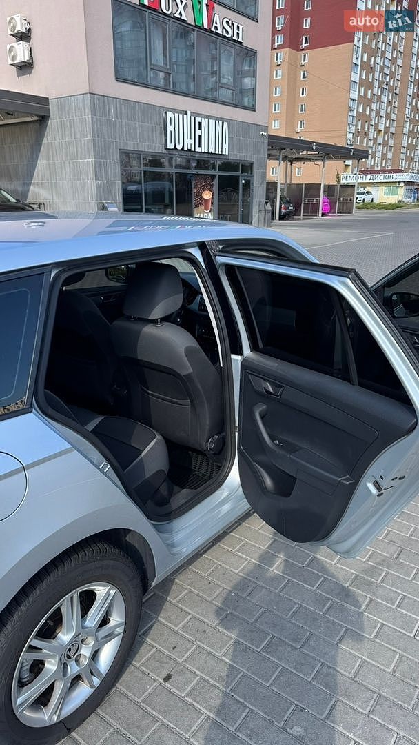 Skoda Fabia 2017 VIN TMBJN4NJ8HB500700 фото оголошення 21 з 31