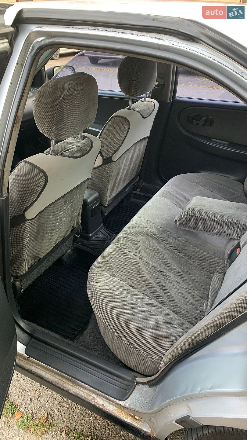 Nissan Primera 1990 VIN SJNBCAP10U0018160 фото оголошення 10 з 10