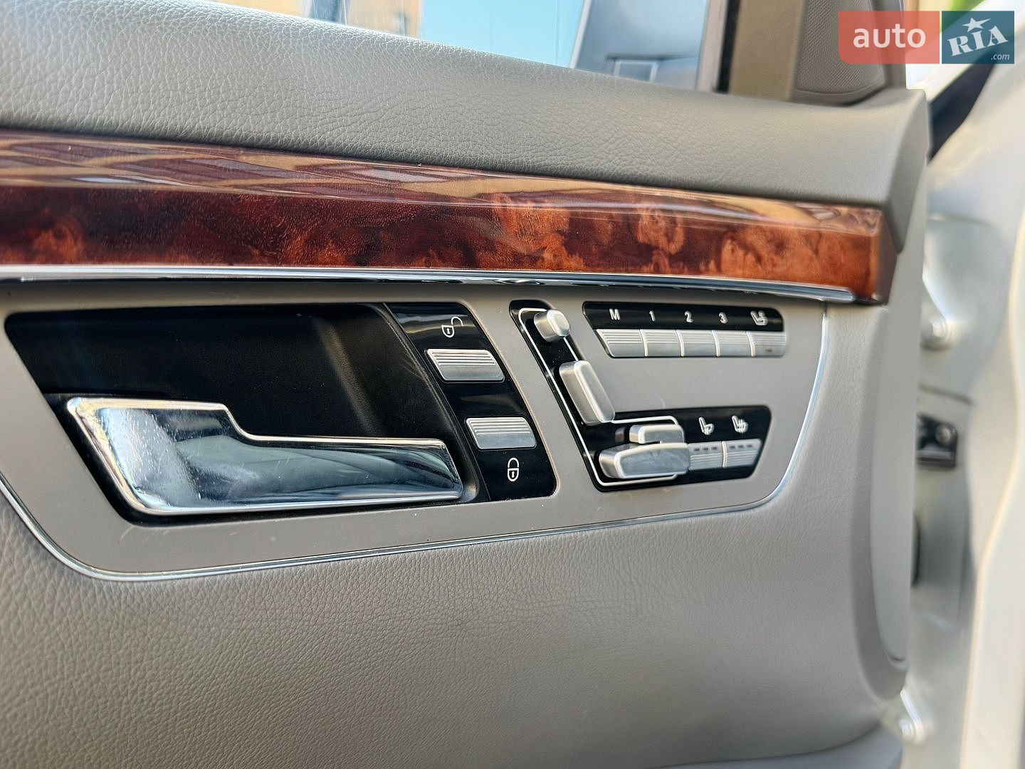 Mercedes-Benz S-Class 2008 VIN WDDNG86XX8A183827 фото оголошення 20 з 41