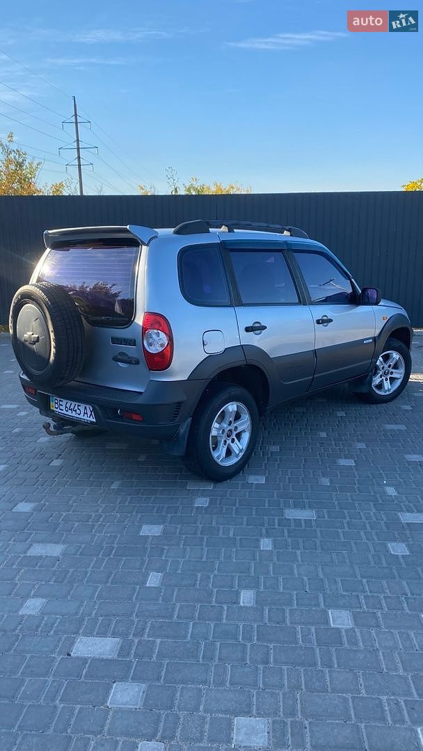 Chevrolet Niva 2010 VIN X9L212300A0313955 фото оголошення 4 з 8