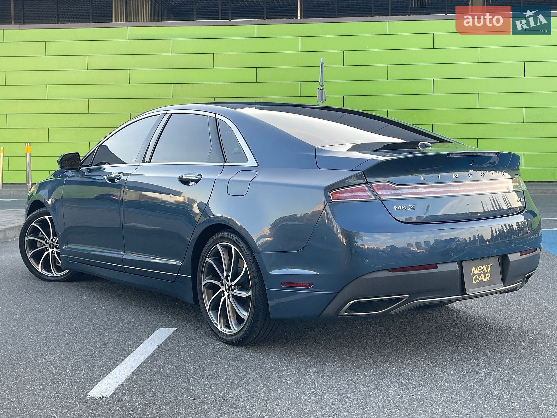 Lincoln MKZ 2019 VIN 3LN6L5LU3KR630736 фото оголошення 8 з 45