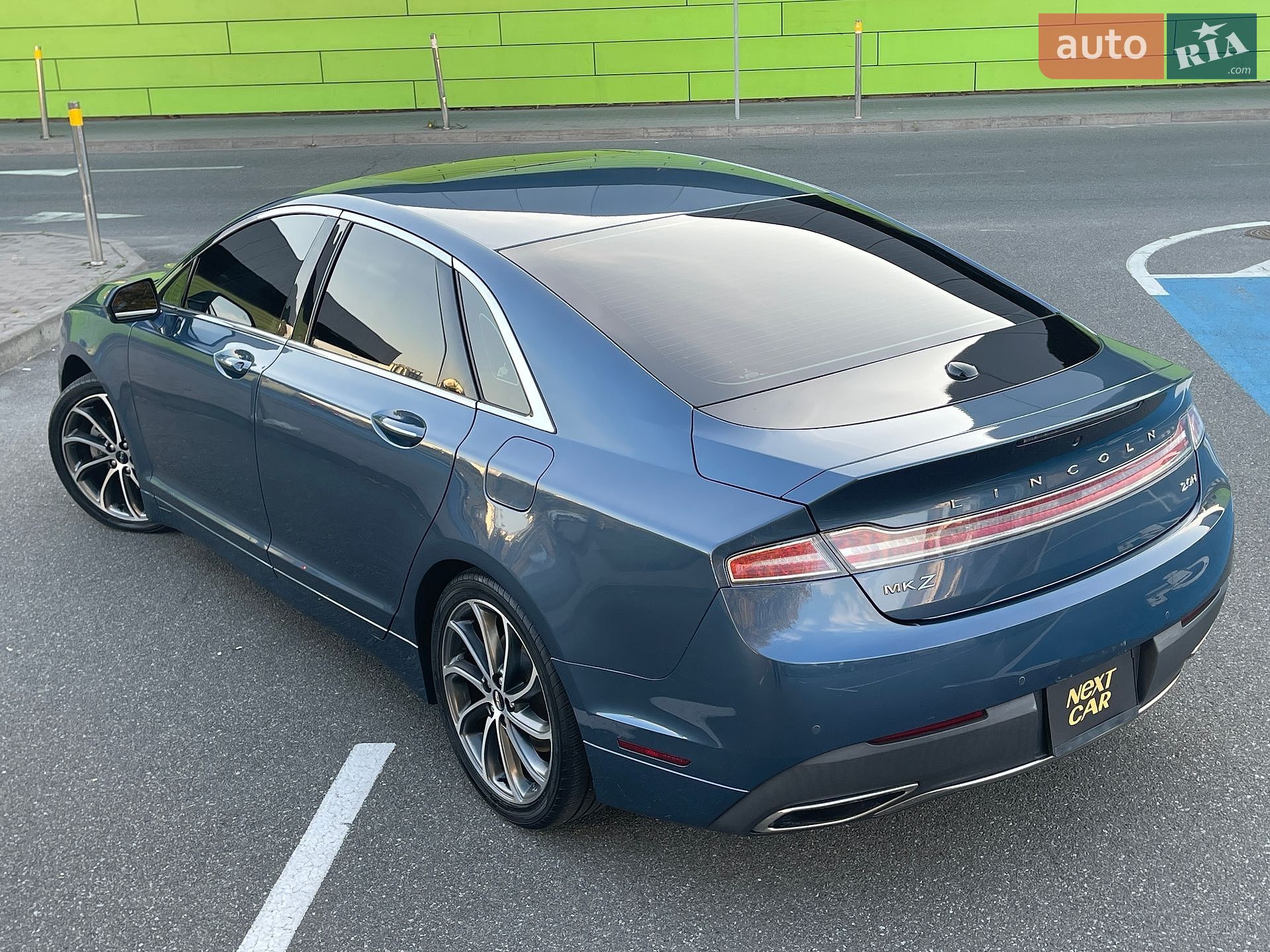 Lincoln MKZ 2019 VIN 3LN6L5LU3KR630736 фото оголошення 9 з 45