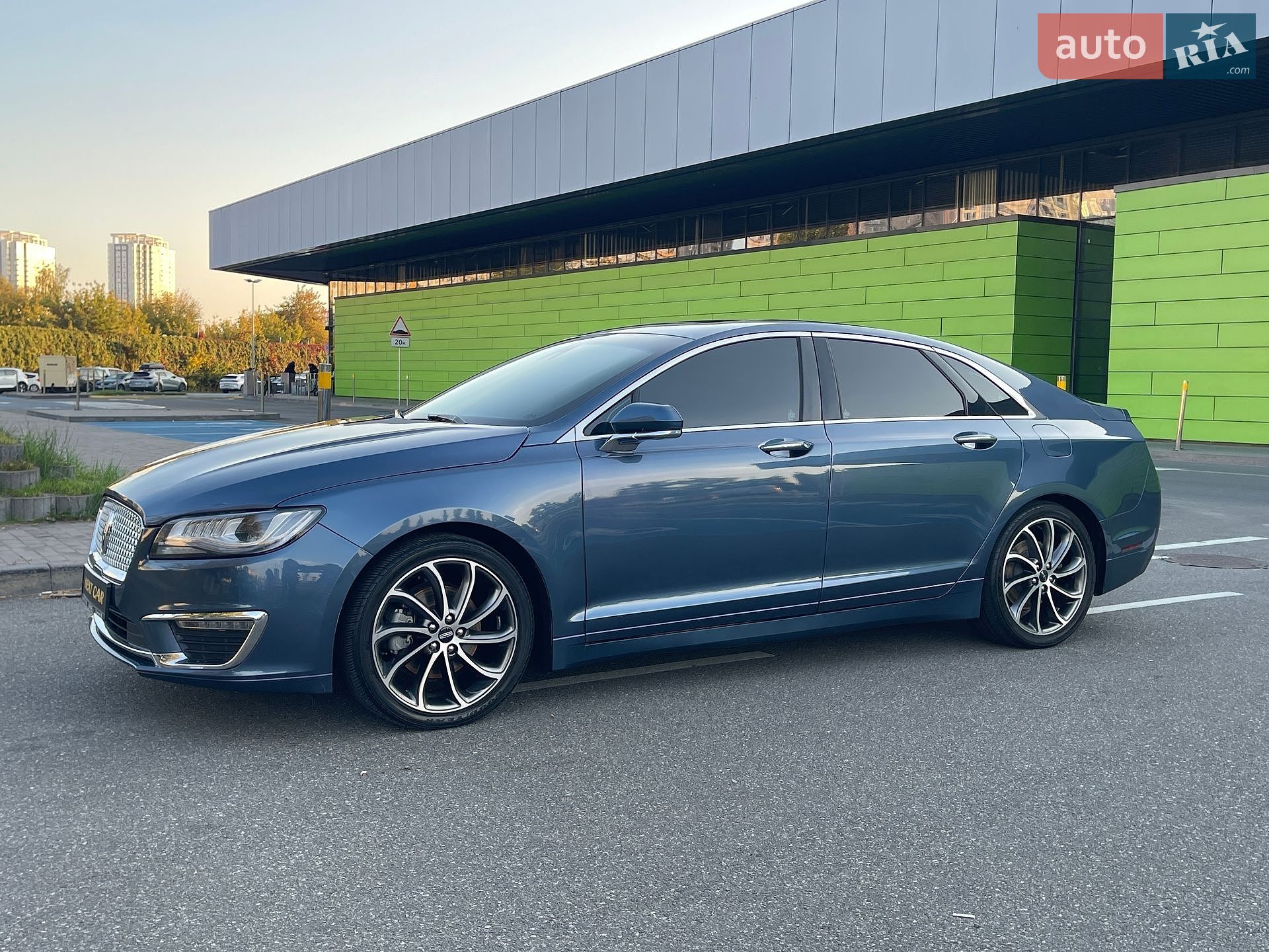 Lincoln MKZ 2019 VIN 3LN6L5LU3KR630736 фото оголошення 38 з 45