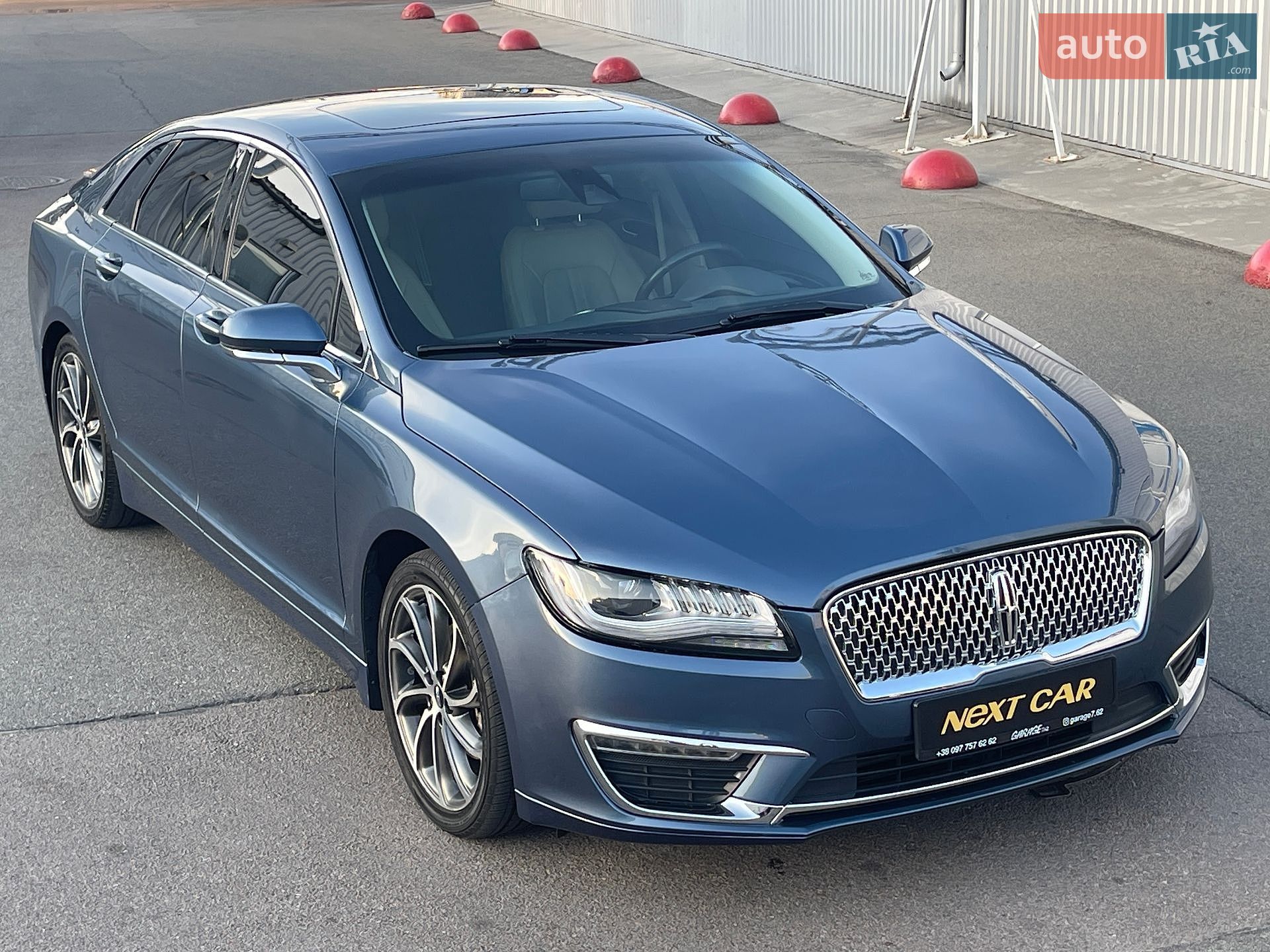 Lincoln MKZ 2019 VIN 3LN6L5LU3KR630736 фото оголошення 13 з 45