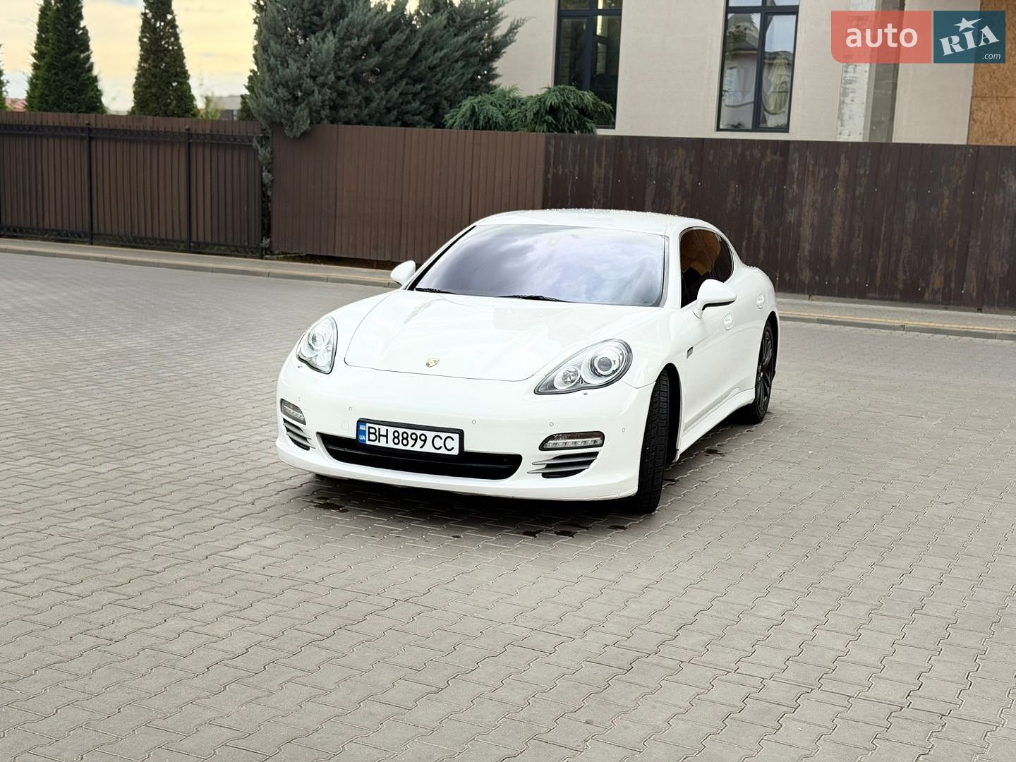 Porsche Panamera 2011 VIN WP0ZZZ97ZAL045946 фото оголошення 3 з 30