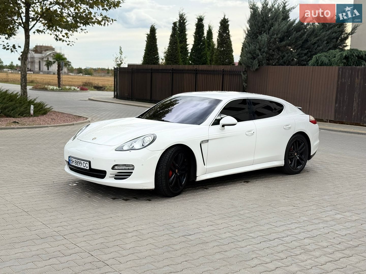Porsche Panamera 2011 VIN WP0ZZZ97ZAL045946 фото оголошення 2 з 30