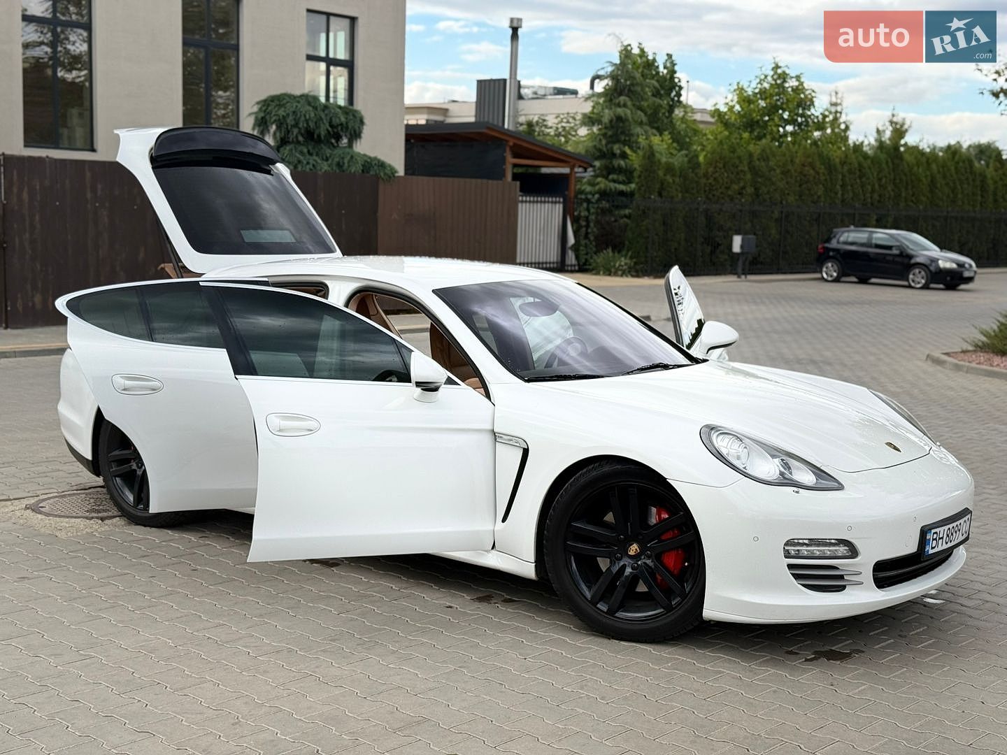 Porsche Panamera 2011 VIN WP0ZZZ97ZAL045946 фото оголошення 15 з 30