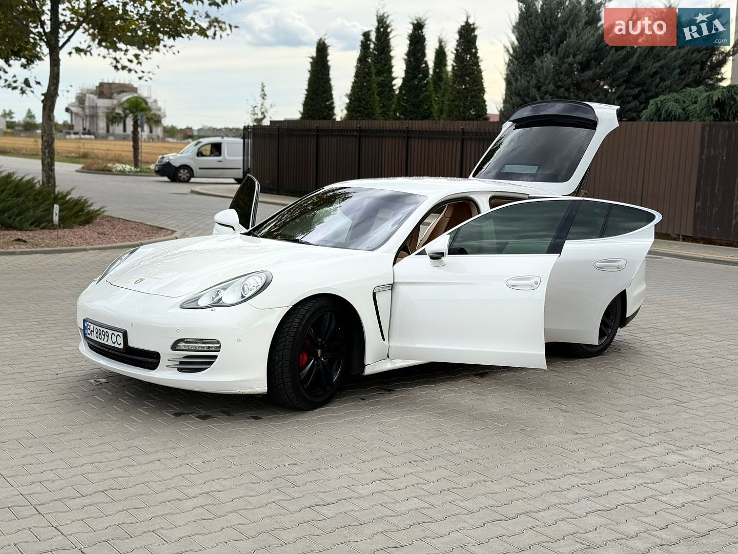 Porsche Panamera 2011 VIN WP0ZZZ97ZAL045946 фото оголошення 17 з 30