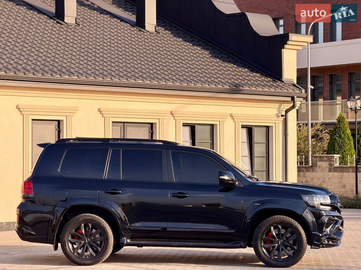 Toyota Land Cruiser 2020 VIN JTMCV02JX04311545 фото оголошення 10 з 74