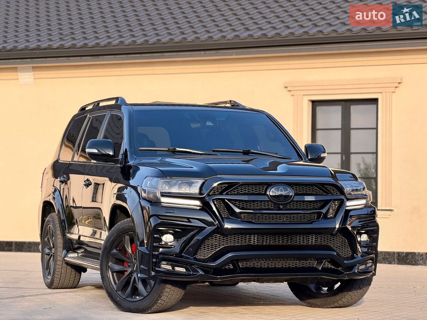 Toyota Land Cruiser 2020 VIN JTMCV02JX04311545 фото оголошення 2 з 74
