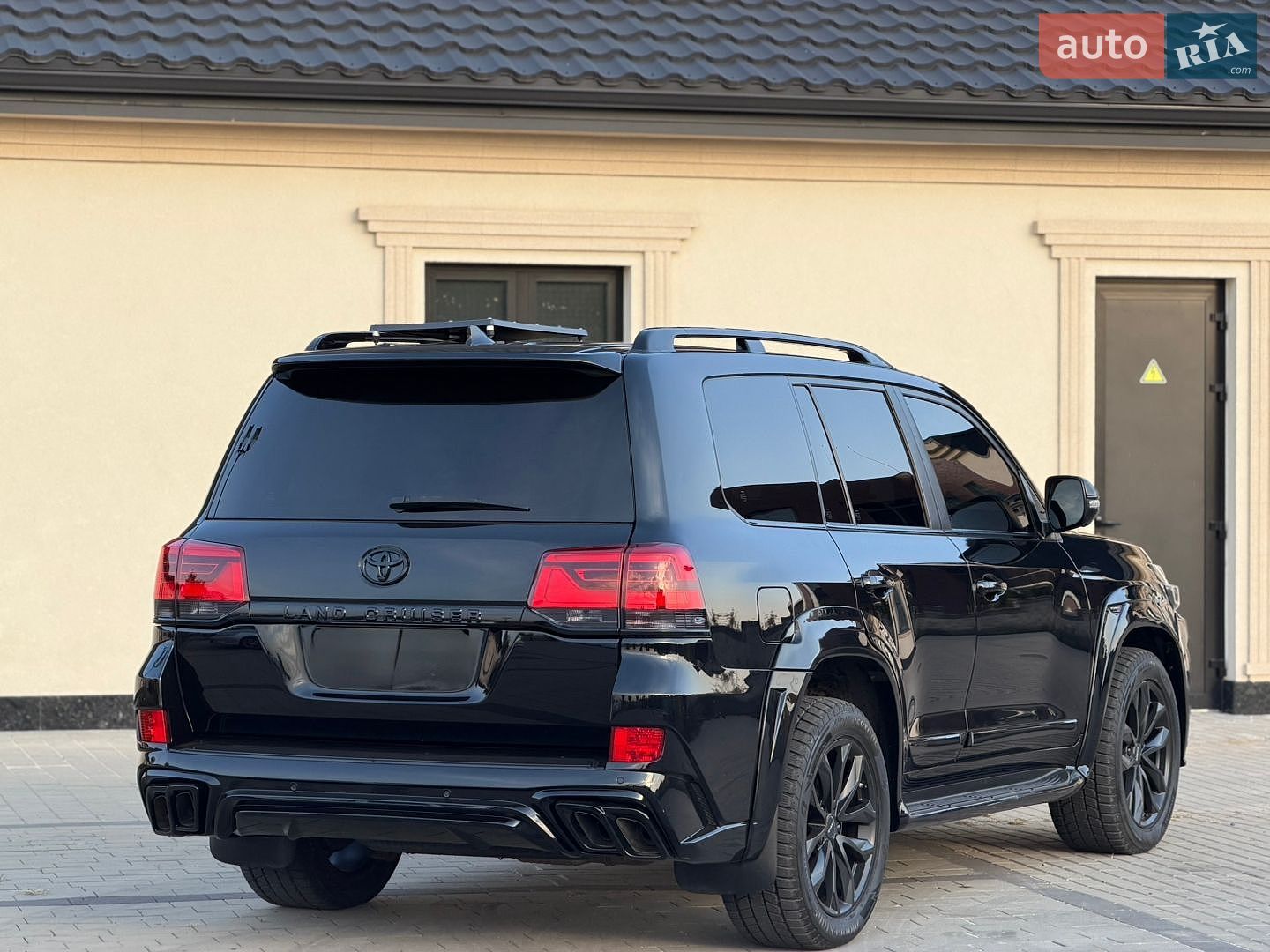 Toyota Land Cruiser 2020 VIN JTMCV02JX04311545 фото оголошення 16 з 74