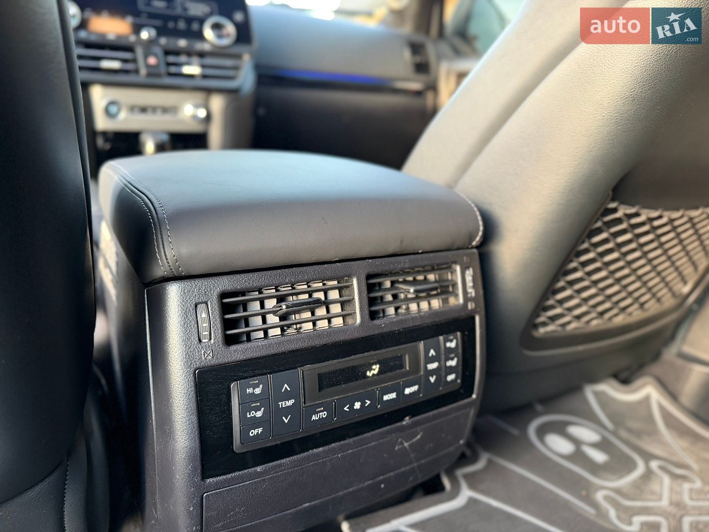 Toyota Land Cruiser 2020 VIN JTMCV02JX04311545 фото оголошення 57 з 74