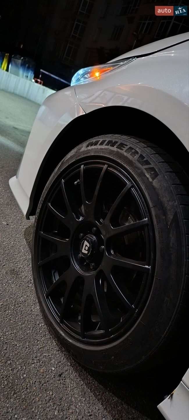 Toyota Prius Prime 2018 VIN JTDKARFP9U3098136 фото оголошення 13 з 15