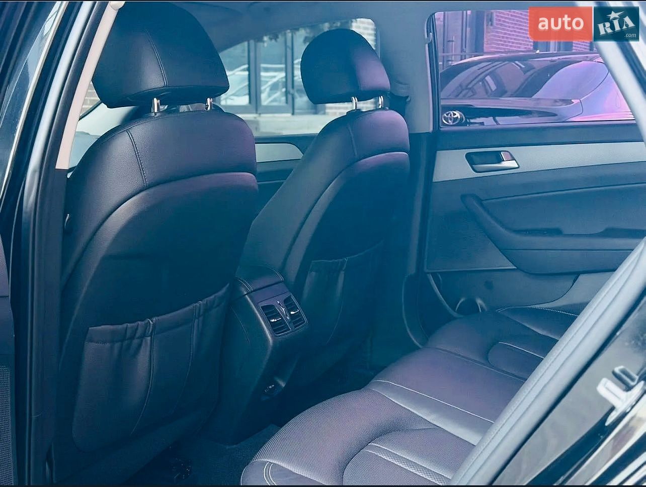 Hyundai Sonata 2017 VIN KMHE341DBJA356934 фото оголошення 27 з 33