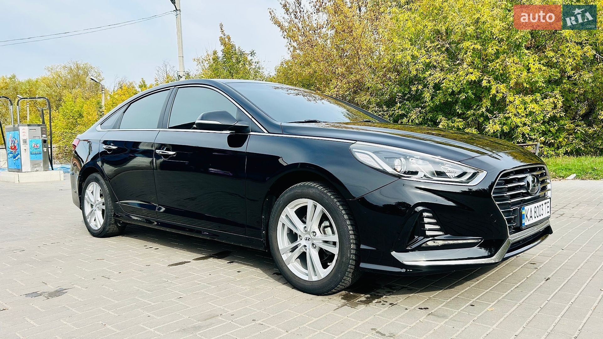Hyundai Sonata 2017 VIN KMHE341DBJA356934 фото оголошення 13 з 33