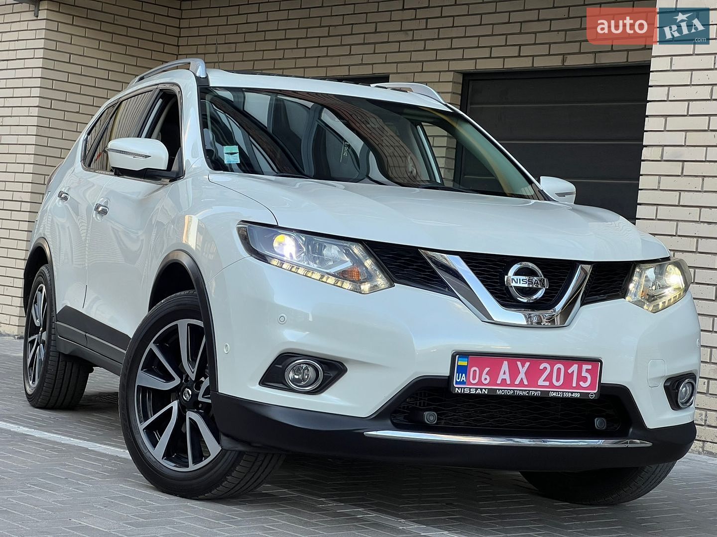 Nissan X-Trail 2017 VIN JNATCAT32U0044447 фото оголошення 3 з 87