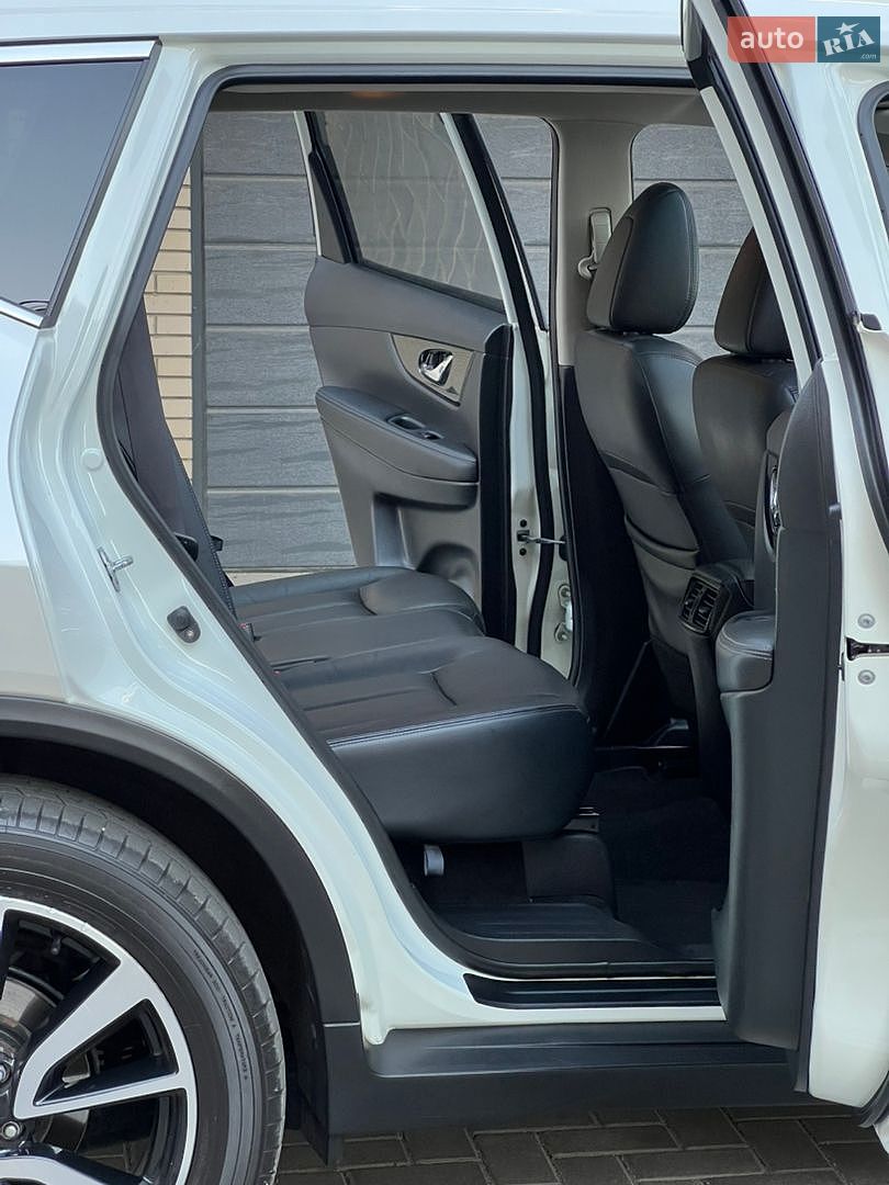 Nissan X-Trail 2017 VIN JNATCAT32U0044447 фото оголошення 26 з 87