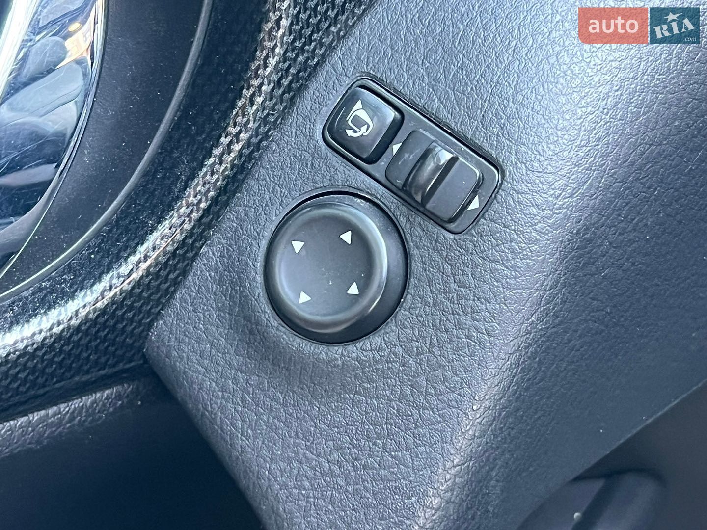 Nissan X-Trail 2017 VIN JNATCAT32U0044447 фото оголошення 35 з 87