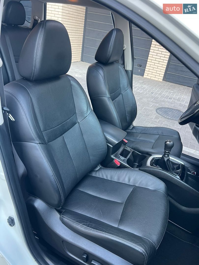 Nissan X-Trail 2017 VIN JNATCAT32U0044447 фото оголошення 46 з 87