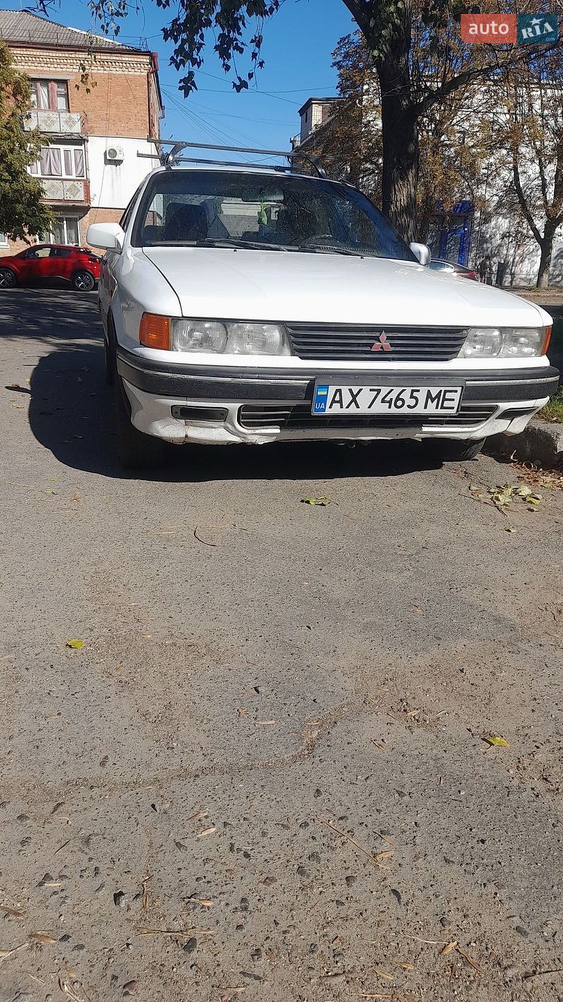 Mitsubishi Galant 1988 VIN JMBSNE32AJZ505284 фото оголошення 5 з 5