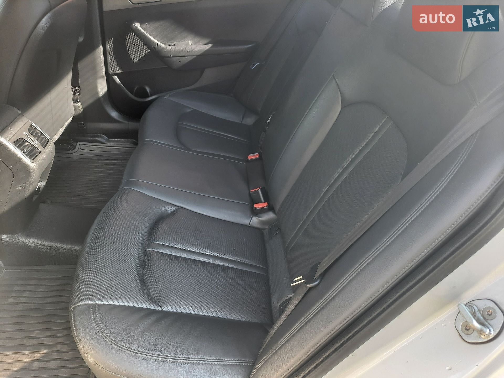 Hyundai Sonata 2017 VIN KMHE341DBHA374314 фото оголошення 6 з 6
