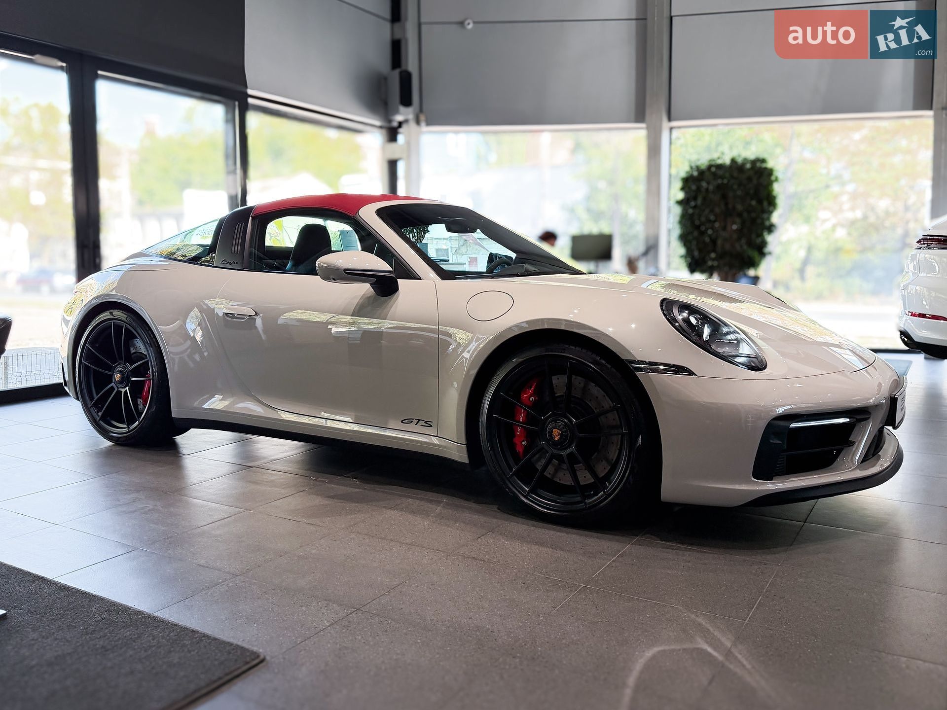 Porsche 911 2024 VIN WP0ZZZ99ZRS281045 фото оголошення 4 з 34