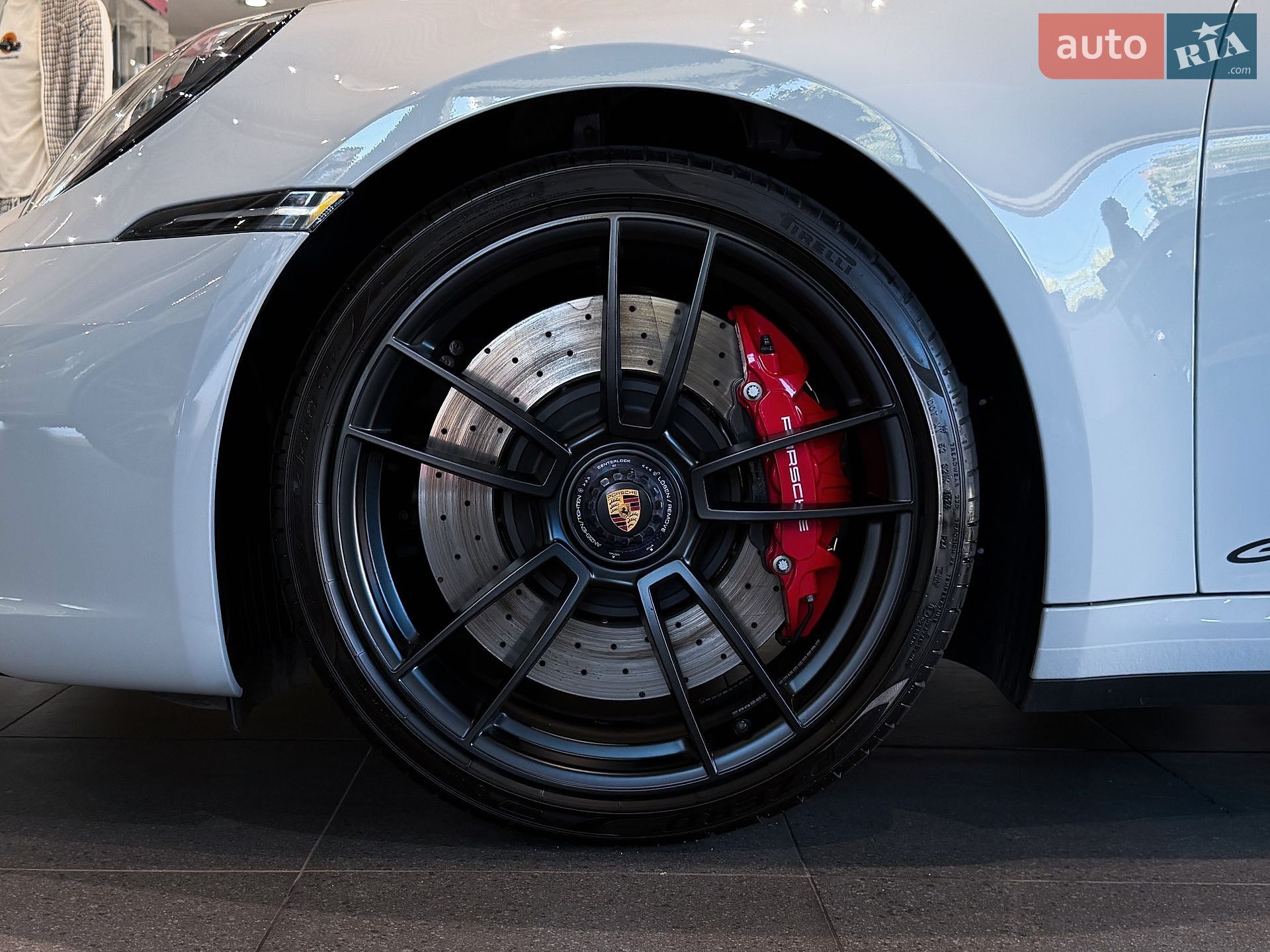 Porsche 911 2024 VIN WP0ZZZ99ZRS281045 фото оголошення 12 з 34
