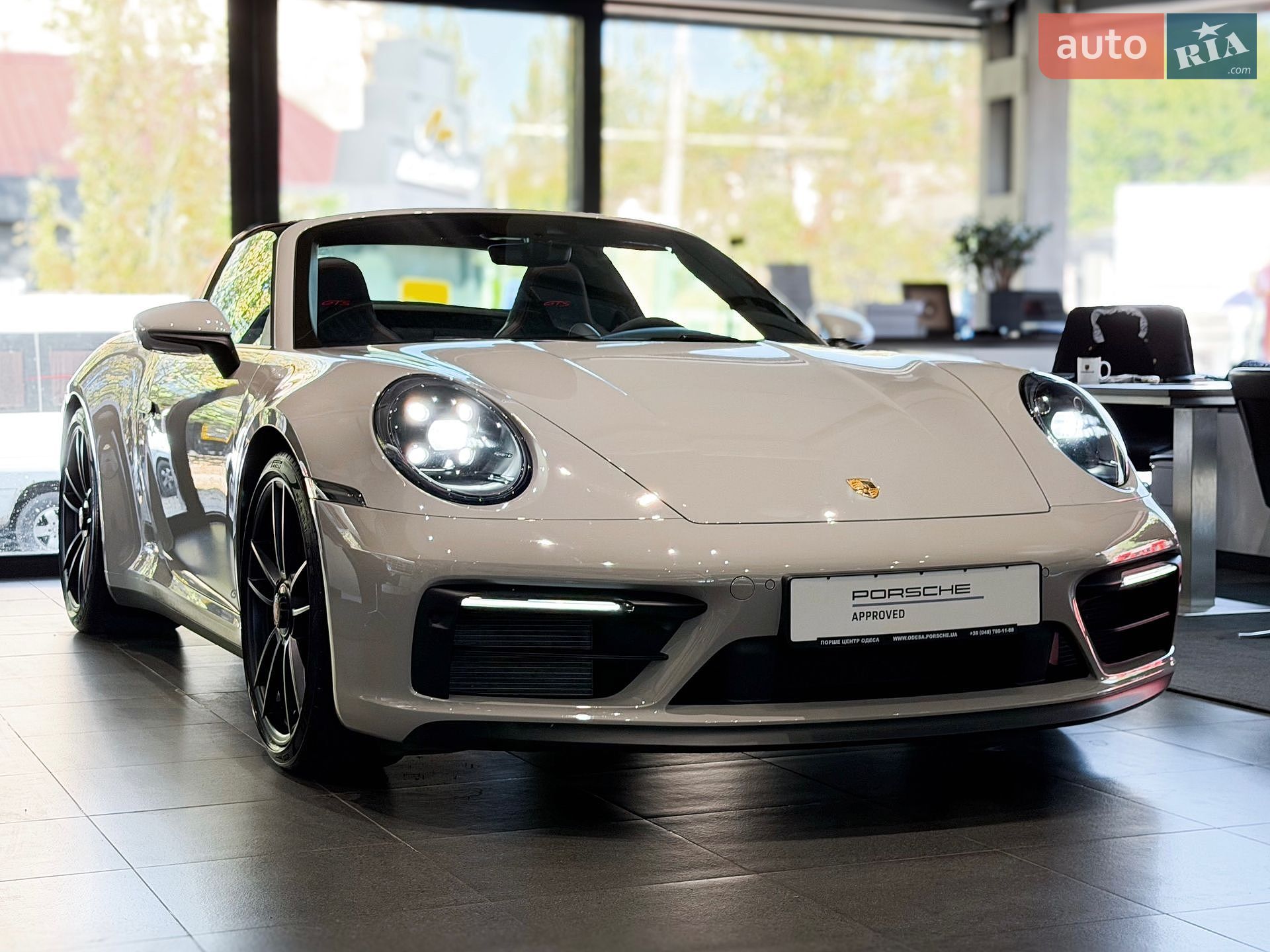 Porsche 911 2024 VIN WP0ZZZ99ZRS281045 фото оголошення 3 з 34