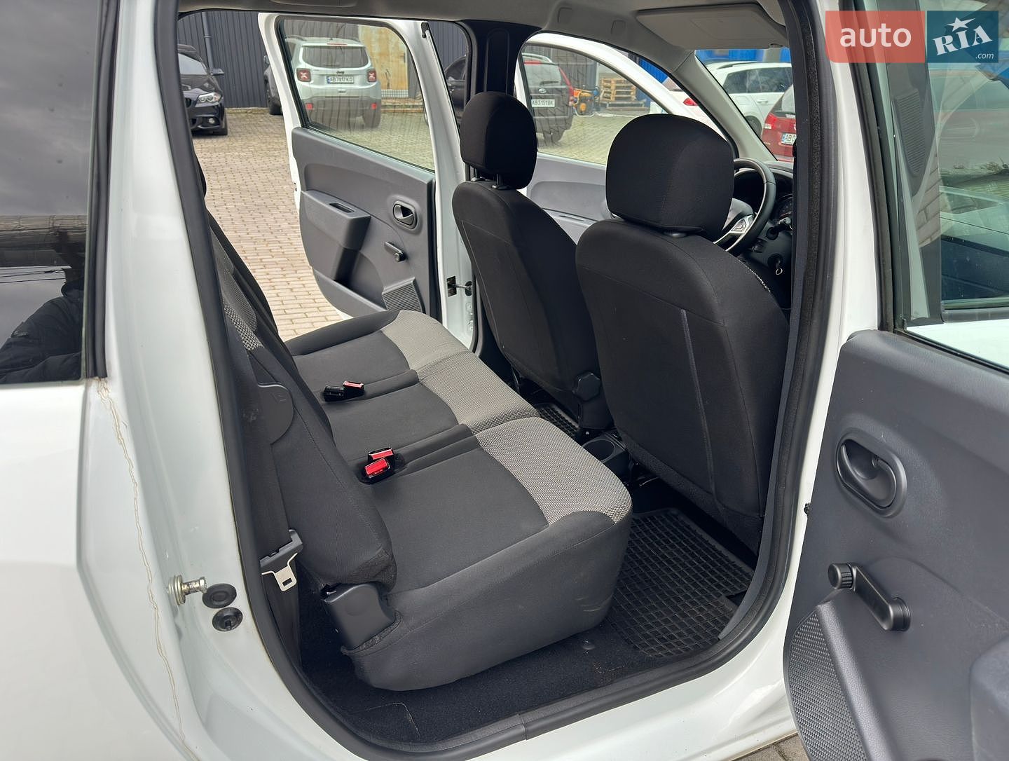 Dacia Lodgy 2017 VIN UU1JSDCV557675150 фото оголошення 43 з 58