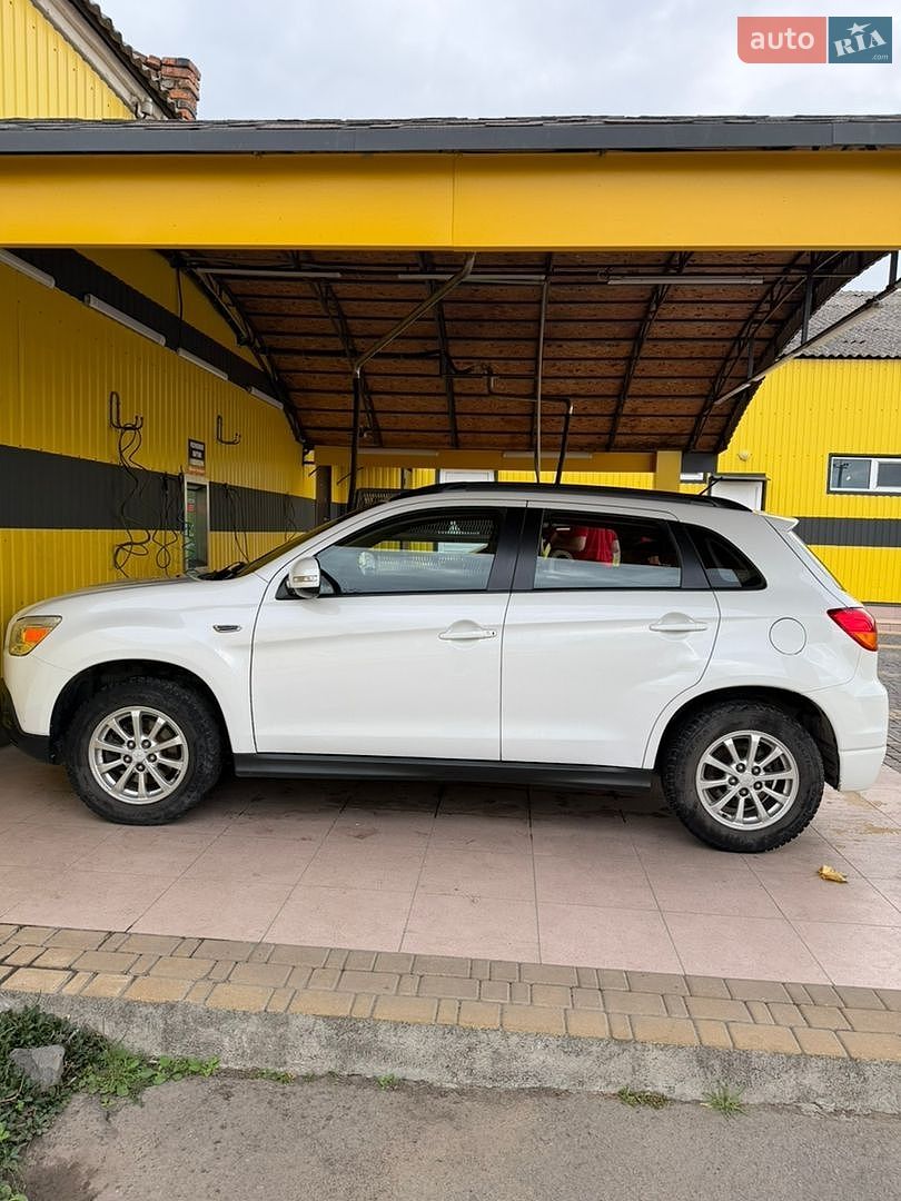 Mitsubishi ASX 2010 VIN JMBXTGA3WBZ001523 фото оголошення 6 з 13